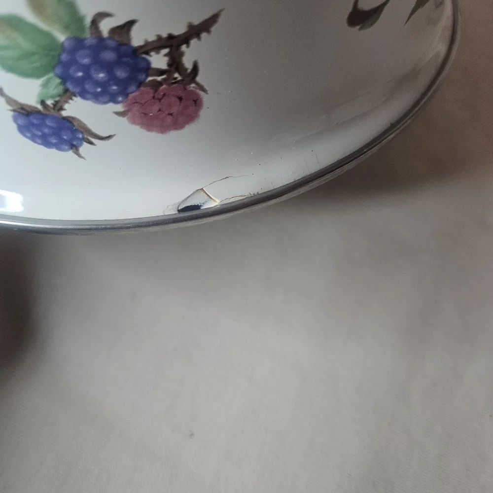 Vintage Enamel Fruit Bowls - Set Of 3 - Cherry, Raspberry, Apple, Grape, Peach